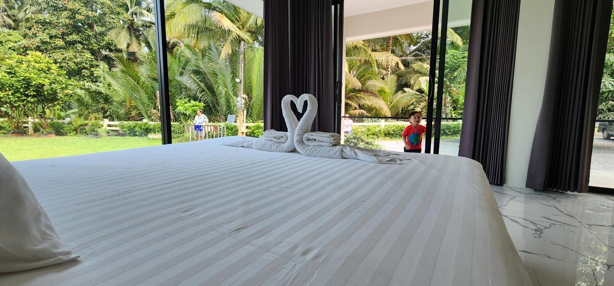 Suan Son Villa Koh Sa Nher สวนสนธิ์วิลล่า เกาะเสนอ Sha Surat Thani Dış mekan fotoğraf